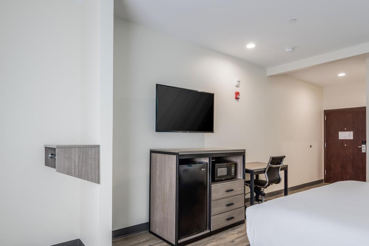 Americas Best Value Inn & Suites كاتي المظهر الخارجي الصورة
